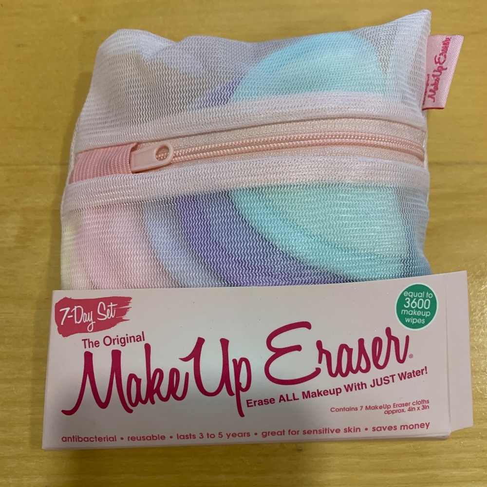 NEW 𝅺Original Makeup Eraser 7 Days Set - Circle shape